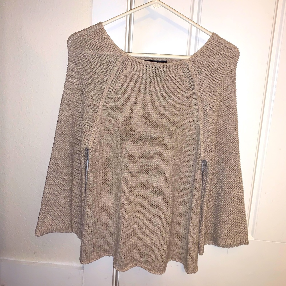 Bell sleeve woven open back sweater